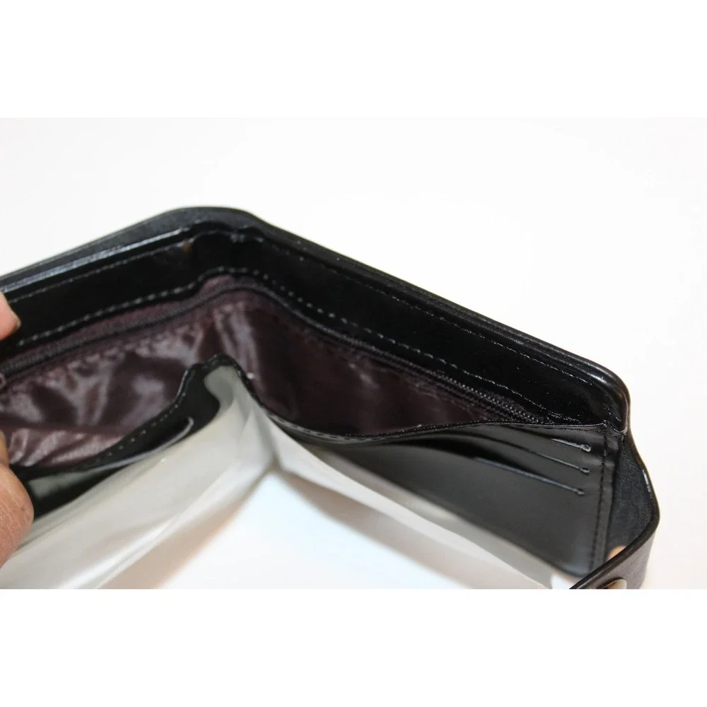 New BVEI'S Men's Black Faux Leather Rex Embossed Bi-Fold Wallet Snap Button NIB‎